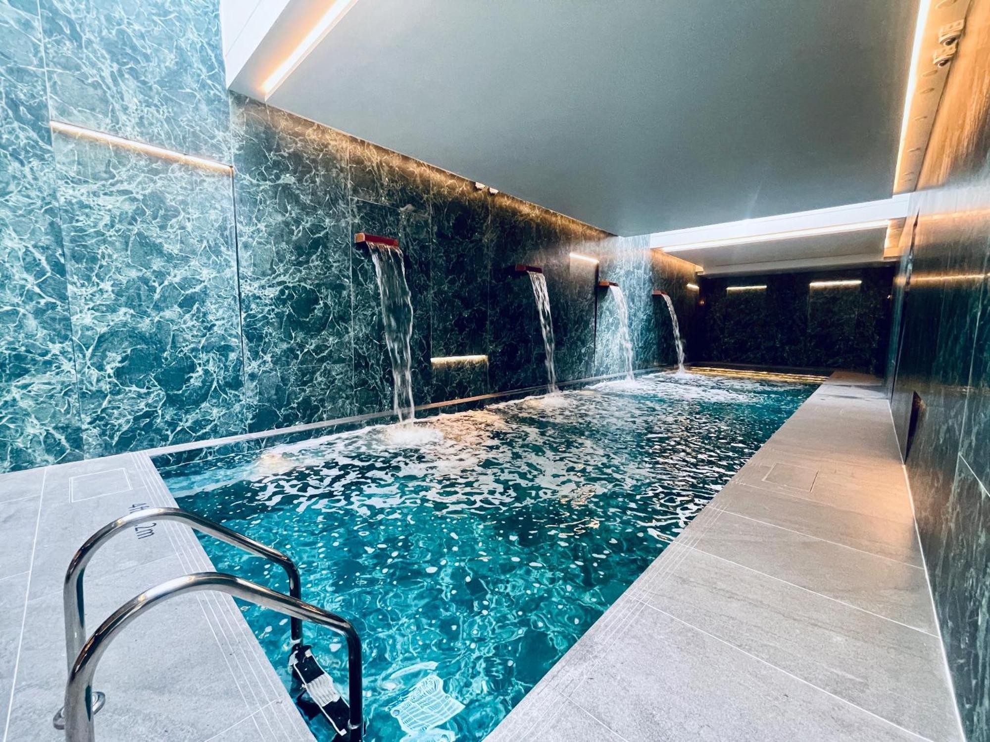 Citadines Connect Cecil Georgetown Penang Hotel ภายนอก รูปภาพ